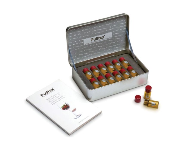 Kazeta kovová - Essence Red Wine Set PULLTEX